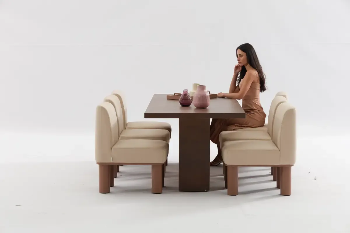 Mousse dining - Tables et chaises