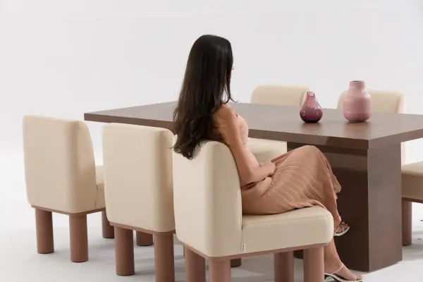 Mousse dining - Tables et chaises