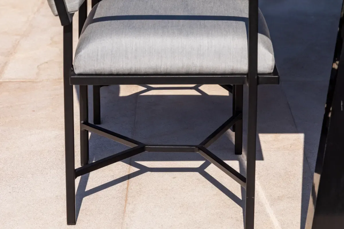 Evy dining - Tables et chaises