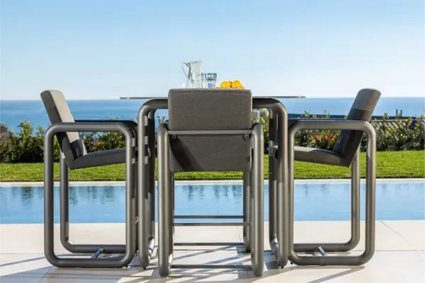 Aby bar - Tables et chaises