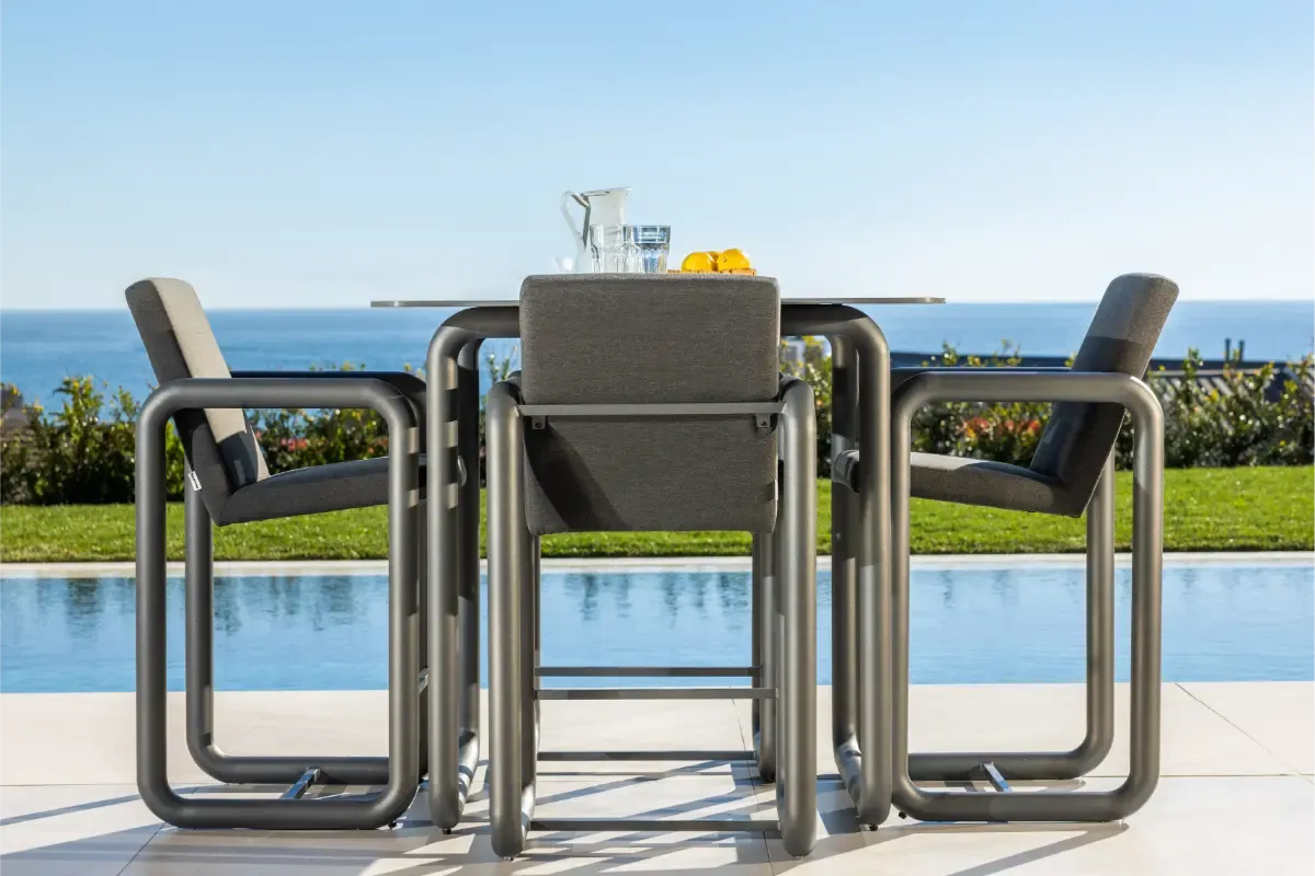 Aby bar - Tables et chaises