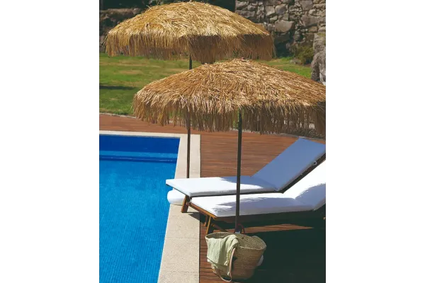 Manao - Parasols et pieds