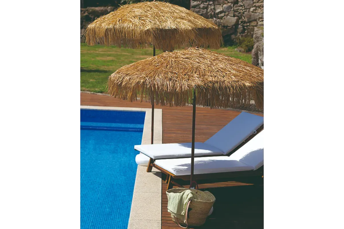 Manao - Parasols et pieds