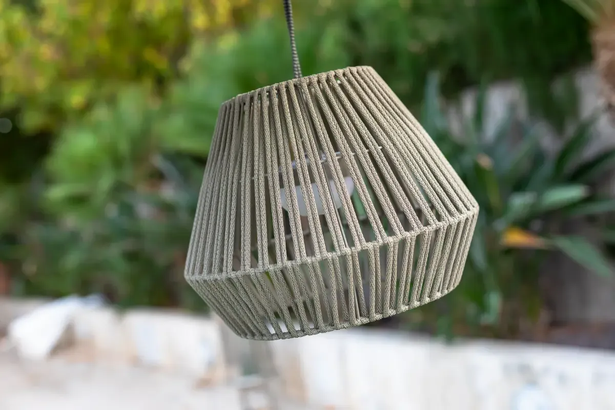 Conta 30 - Luminaires