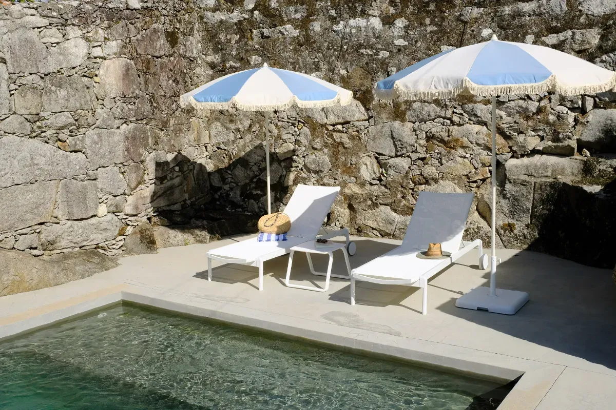Toscana - Parasols et pieds