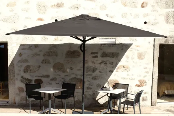Femtor Lateral - Parasols et pieds