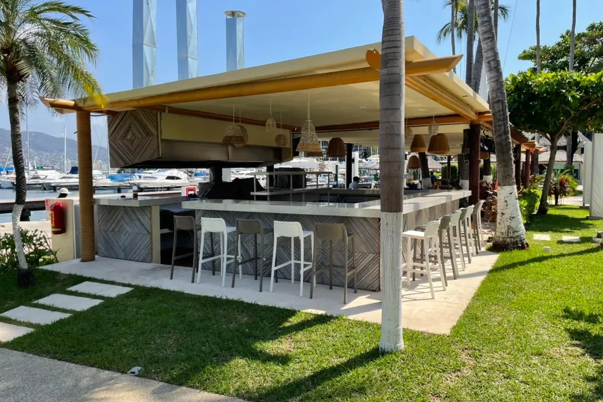 Attic Bar - Chaises de jardin