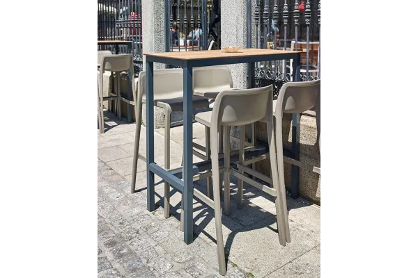 Attic Bar - Chaises de jardin