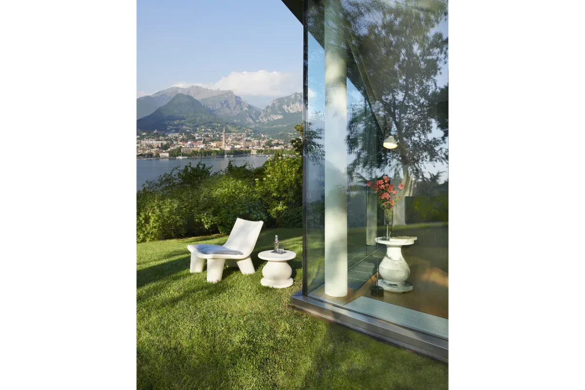 Lolita Chair - Monobloc
