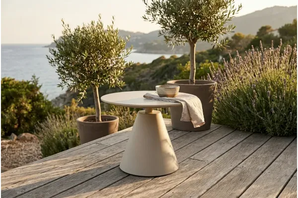 Amora Coffee Table I - Edelior Signature