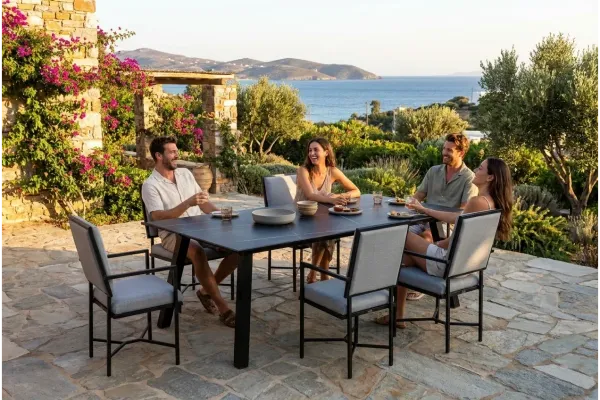Evy dining - Tables et chaises