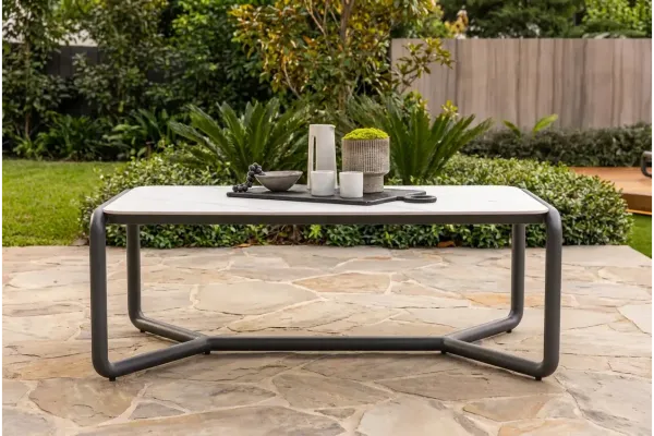 Aby T - Tables de jardin