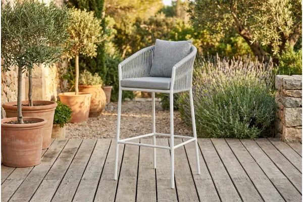 Gabon IV - Chaises de jardin