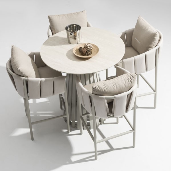 Tables et chaises